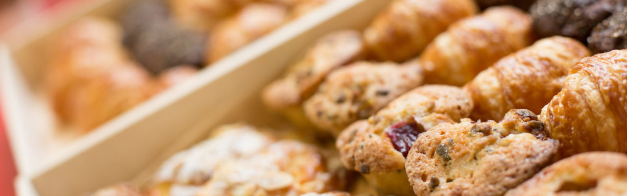 Panadería-muffins horneados